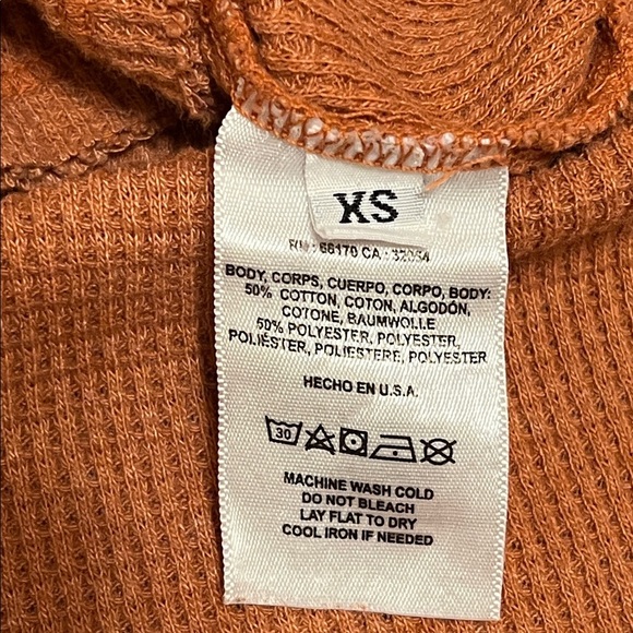 T.LA Nadia cut out waffle knit long sleeve thermal, terracota, oversized XS - Picture 11 of 12